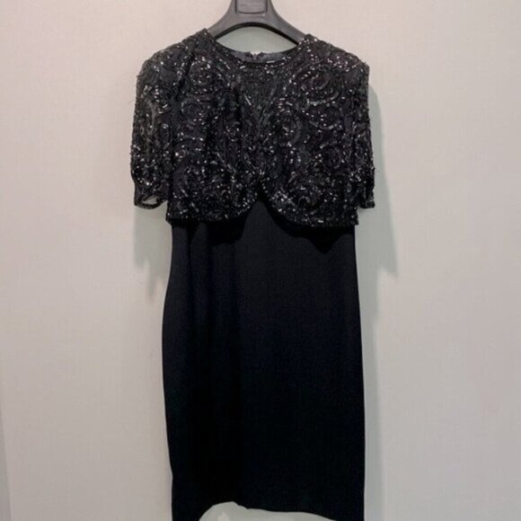 Neiman Marcus Black Sparkling High Society Beaded Dress size 10 - Picture 3 of 16